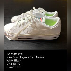 Nike Court Legacy Next Nature Women’s 8.5 never worn